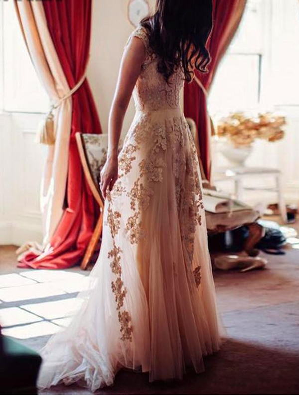 Vintage Champagne Lace Wedding Dress with Sleeves